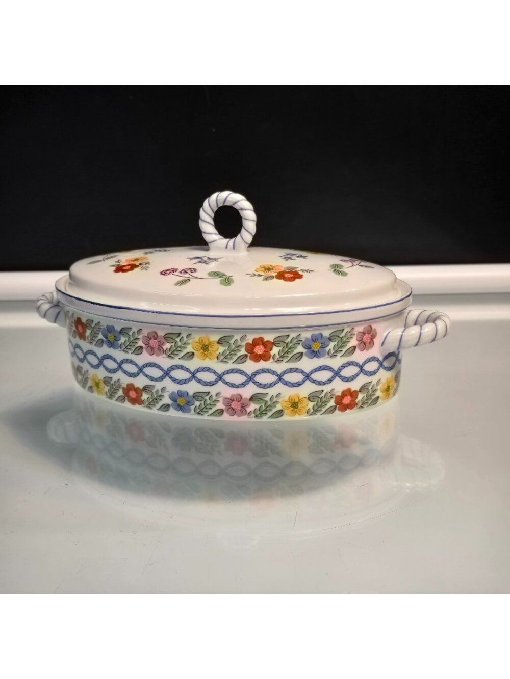 Romance Covered Casserole Dish 1.5 quart Taste Setter By Sigma